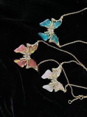 🆕 Alexis Bittar Jardin Mystère Butterfly Necklace🥳🎁🤩-pink only 1 available